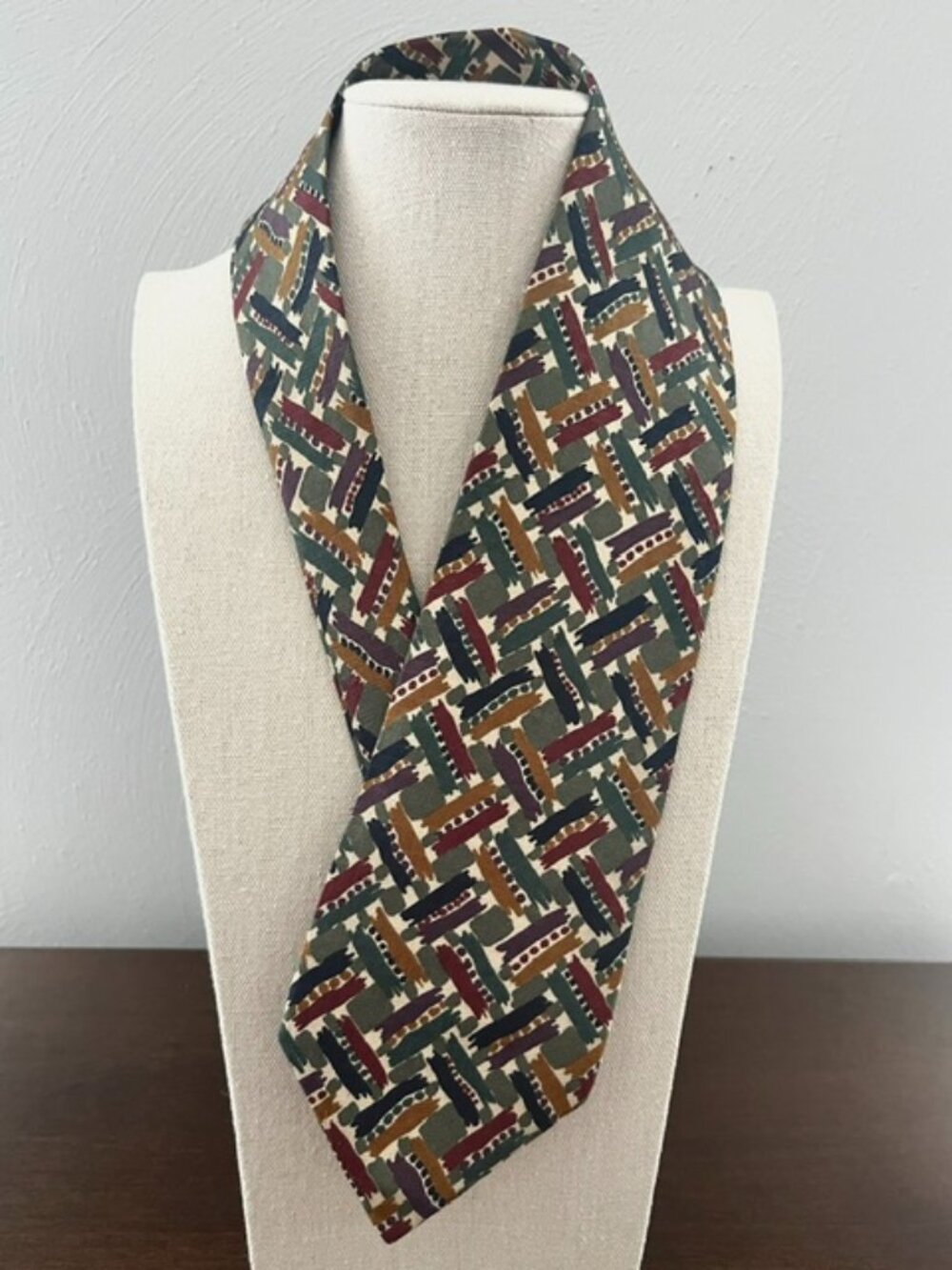 Structure Silk Tie Multicolor Abstract Pattern